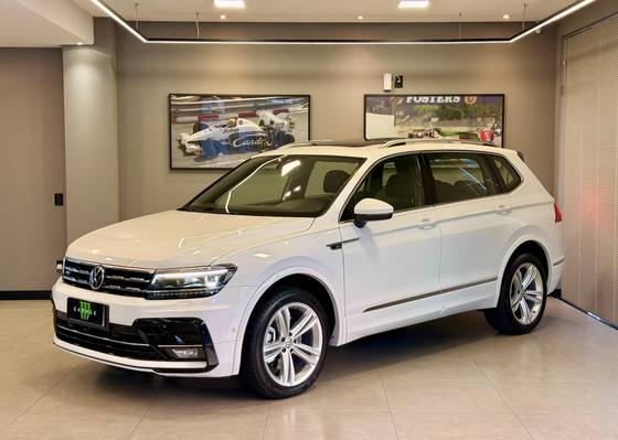 VOLKSWAGEN TIGUAN 2.0 350 TSI GASOLINA ALLSPACE R-LINE 4MOTION DSG VOLKSWAGEN TIGUAN 2.0 350 TSI GASOLINA ALLSPACE R-LINE 4MOTION DSG